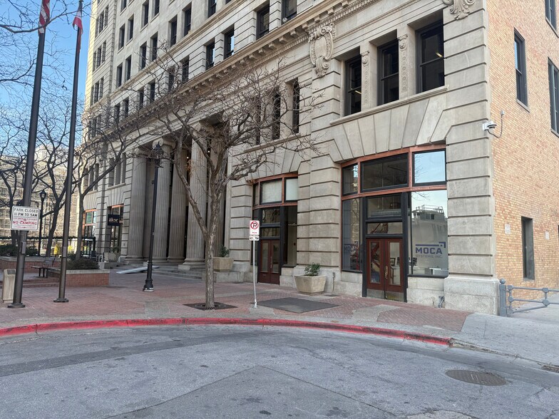 9 Exchange Pl, Salt Lake City, UT à louer - Photo du bâtiment - Image 2 de 20