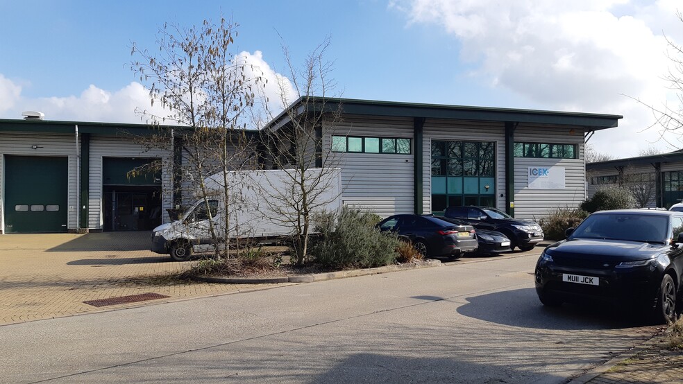 3-4 Croft Way, Witham à vendre - Photo du bâtiment - Image 2 de 6