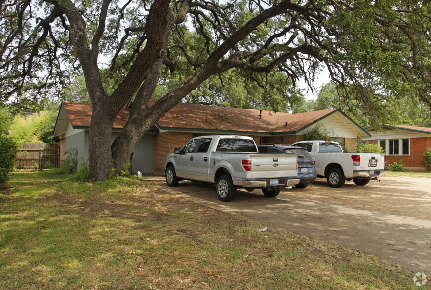 4407 Pack Saddle Pass, Austin, TX à vendre - Photo du bâtiment - Image 3 de 4
