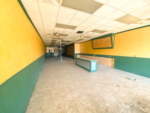 224 N Logan Blvd, Burnham, PA for lease Interior Photo- Image 1 of 1