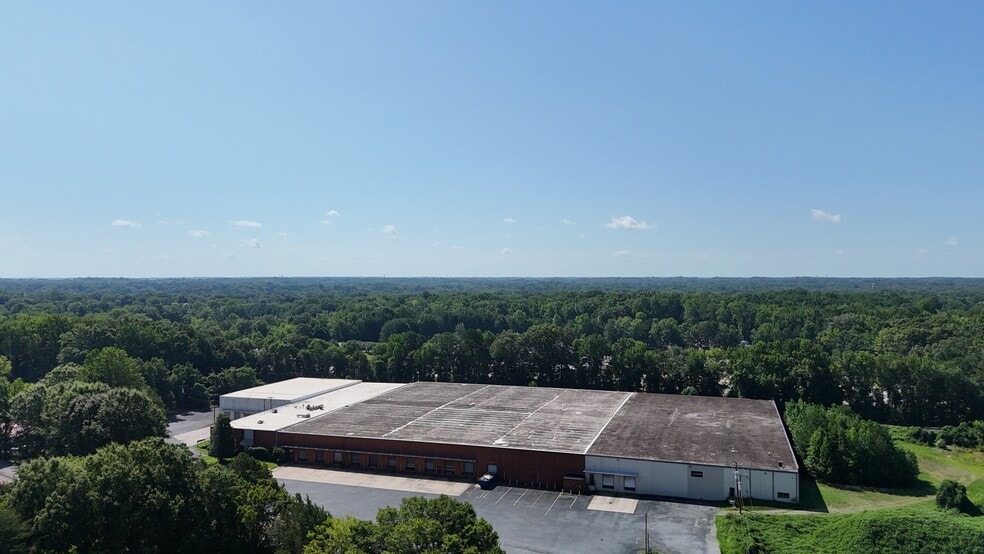 5710 Old Concord Rd, Charlotte, NC for lease - Building Photo - Image 2 of 7