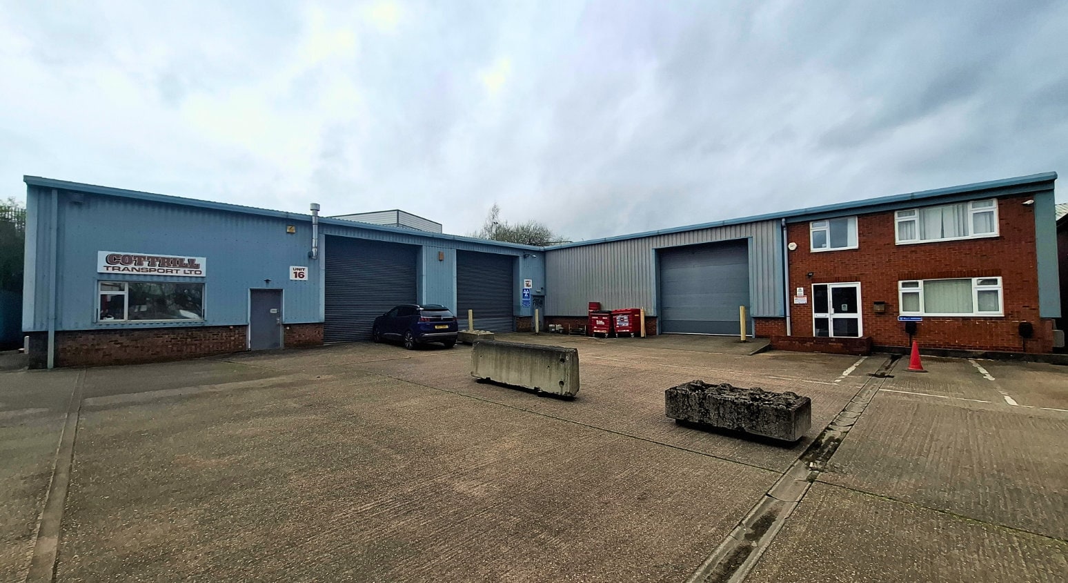 16-16A Buntsford Park Rd, Bromsgrove for lease Building Photo- Image 1 of 2
