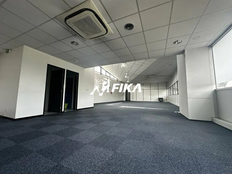 Office in Toulouse for lease - Interior Photo - Image 2 of 10