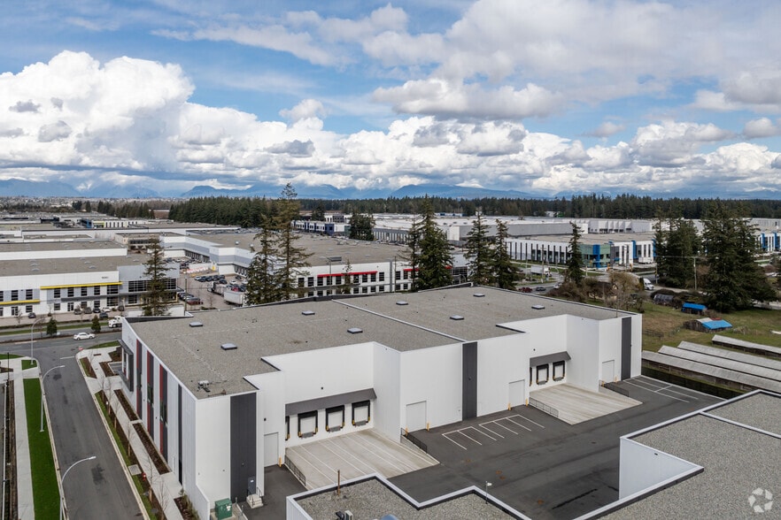19138 32 Av, Surrey, BC for lease - Building Photo - Image 2 of 6