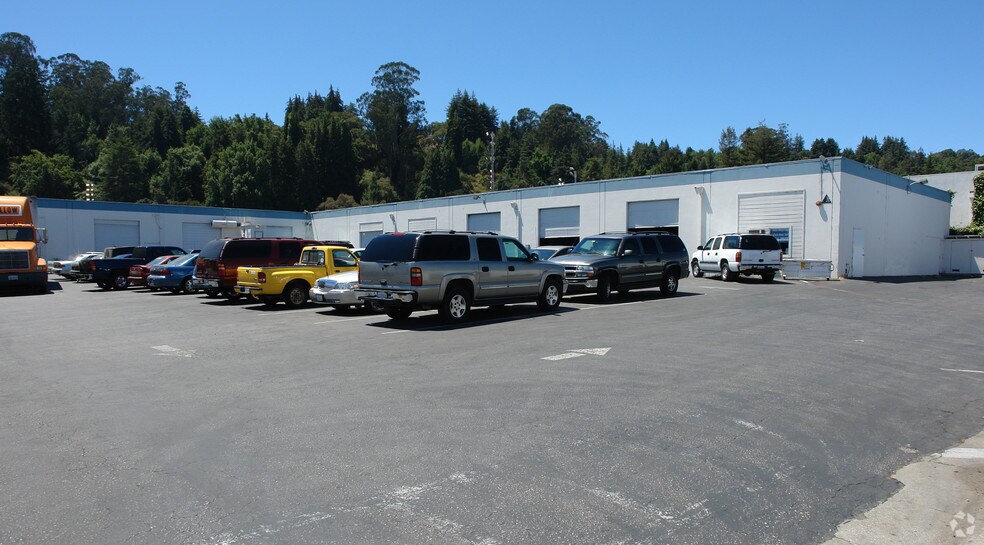 151 Harvey West Blvd, Santa Cruz, CA à louer - Photo du bâtiment - Image 3 de 4