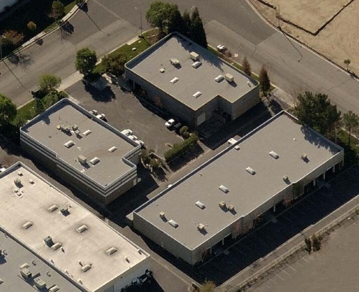 27520 Avenue Hopkins, Valencia, CA à louer - Aérien - Image 3 de 4