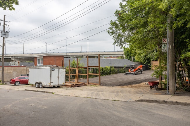 Plus de détails pour 43 Glen Rd, Hamilton, ON - Terrain à vendre