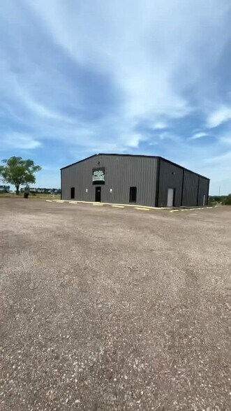 22339 Rockwell Ave, Blanchard, OK à vendre - Vidéo sur l’inscription commerciale - Image 2 de 22