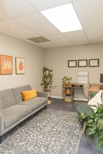 1311 Jamestown Rd, Williamsburg, VA for lease Interior Photo- Image 1 of 7