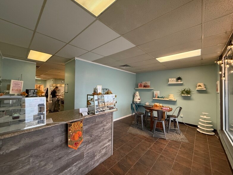 6000 N Clinton St, Fort Wayne, IN à louer - Photo du bâtiment - Image 3 de 3