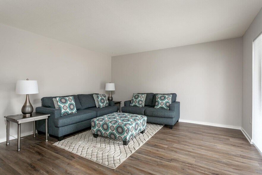 603 Hargrove Rd, Tuscaloosa, AL à vendre - Photo du bâtiment - Image 2 de 14