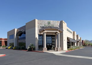 15250 N Hayden Rd, Scottsdale, AZ à louer Photo intérieure- Image 1 de 14