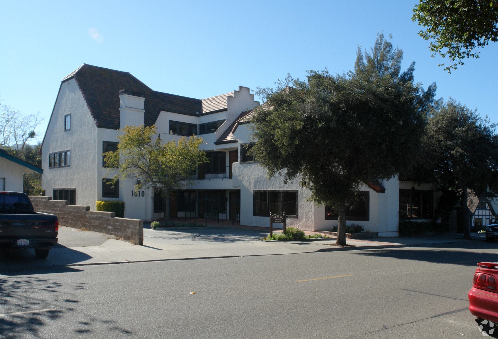 1610 Oak St, Solvang, CA for lease Primary Photo- Image 1 of 26