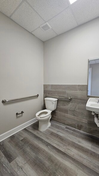6110 Sienna Ranch Rd, Missouri City, TX for lease - Interior Photo - Image 3 of 9