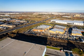 Plus de détails pour 6819-6821 Steeles Ave W, Toronto, ON - Industriel à louer