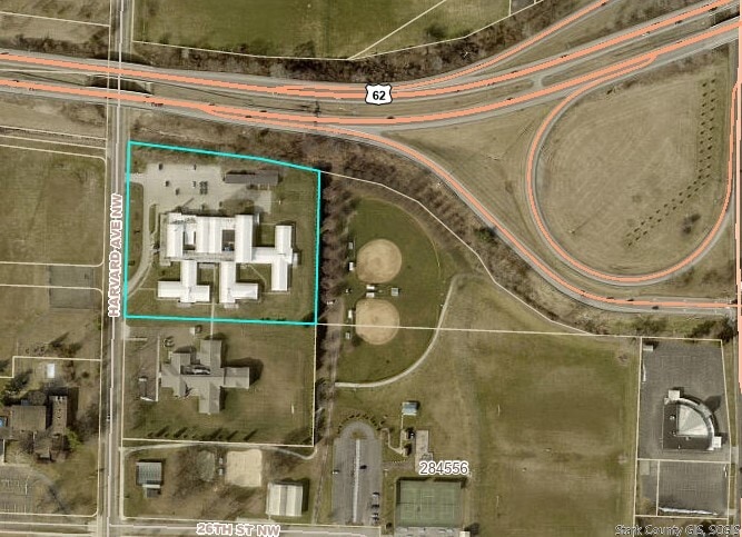 2812 Harvard Ave NW, Canton, OH for sale - Interior Photo - Image 2 of 36