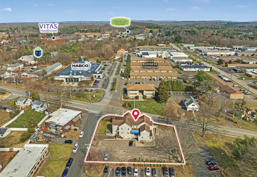 155 Oak St, Glastonbury, CT à vendre - Photo du bâtiment - Image 2 de 21