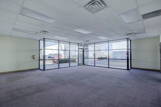 10283 Iron Rock Way, Elk Grove, CA for lease Interior Photo- Image 2 of 3