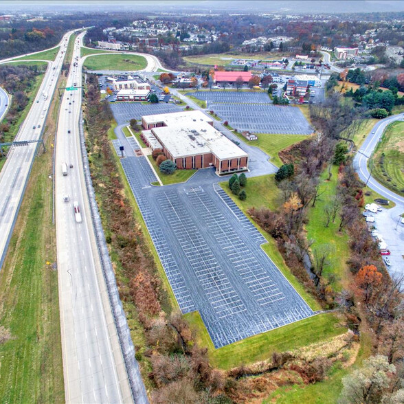 1000 Nationwide Dr, Harrisburg, PA à louer - Photo du bâtiment - Image 2 de 6