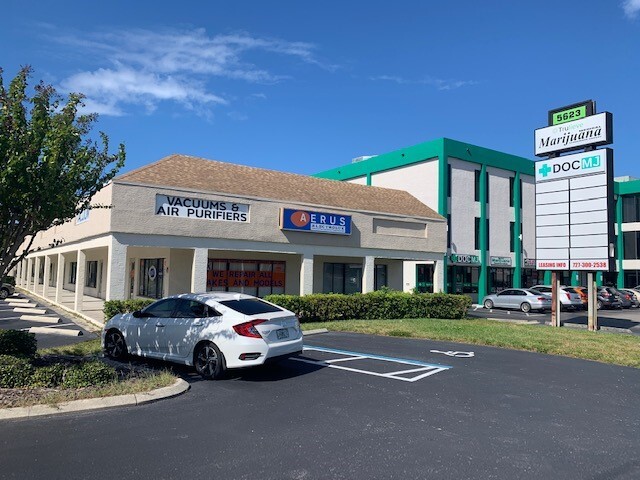 5609 US Hwy 19, New Port Richey, FL for lease - Primary Photo - Image 1 of 7