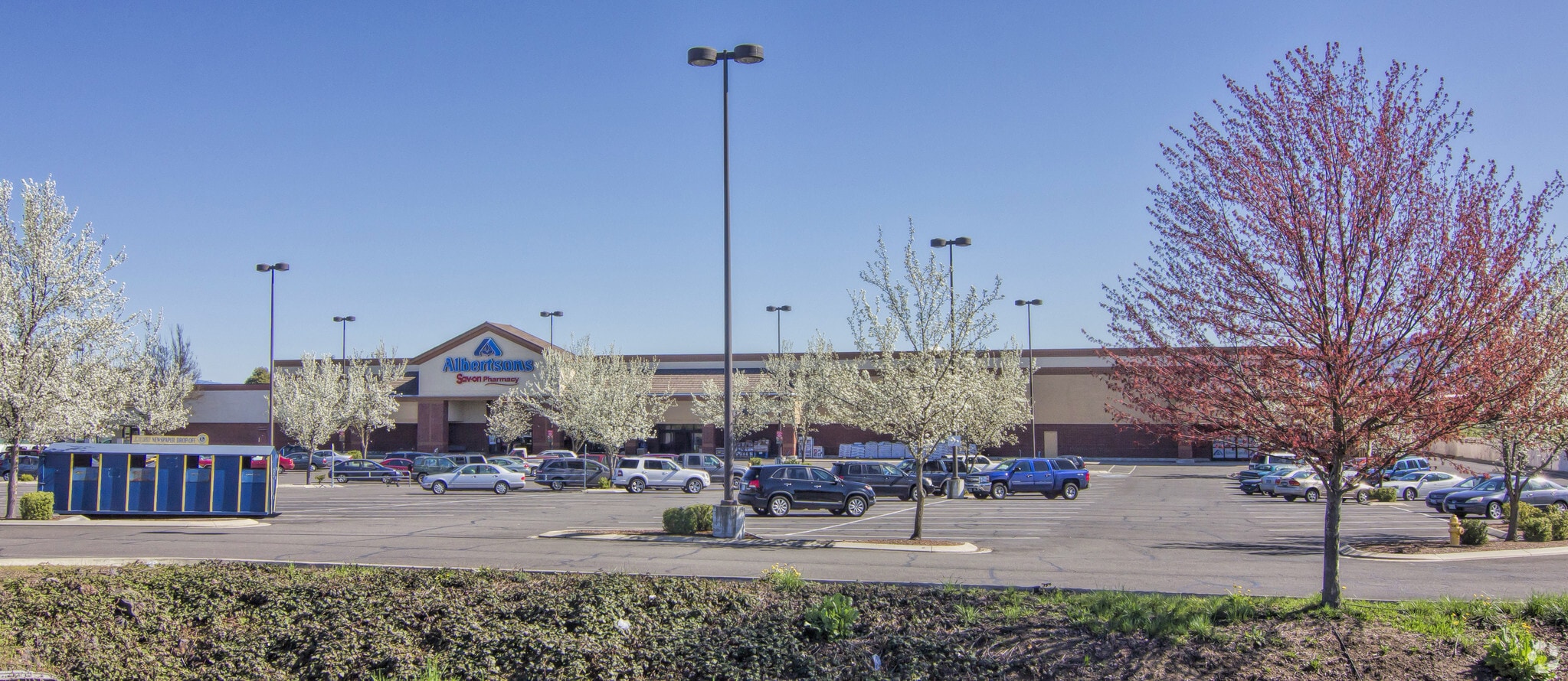 1205-1350 Plaza Blvd, Central Point, OR for lease Primary Photo- Image 1 of 6