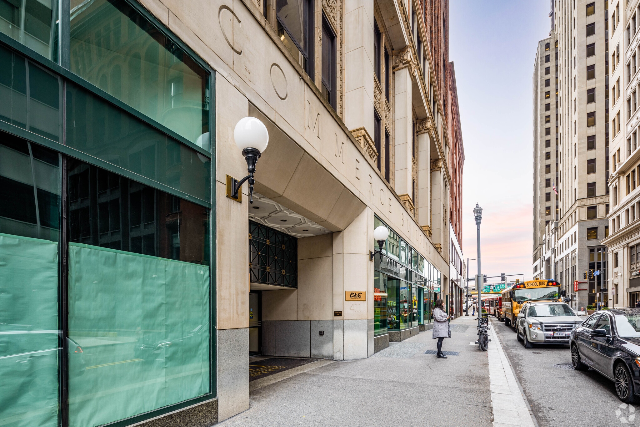 411 7th Ave, Pittsburgh, PA for lease Building Photo- Image 1 of 7