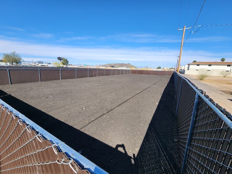 21407 N 24th Ave, Phoenix, AZ à louer - Photo du bâtiment - Image 1 de 16