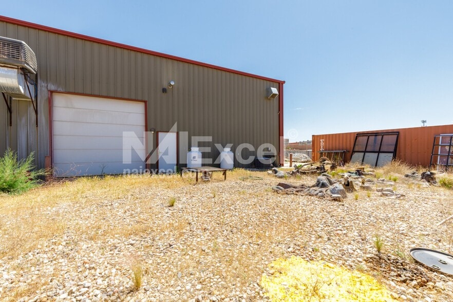 1326 S 1900 E, Washington, UT for lease - Building Photo - Image 2 of 7