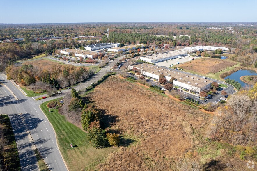 8560 Magellan Pkwy, Richmond, VA for lease - Building Photo - Image 2 of 9
