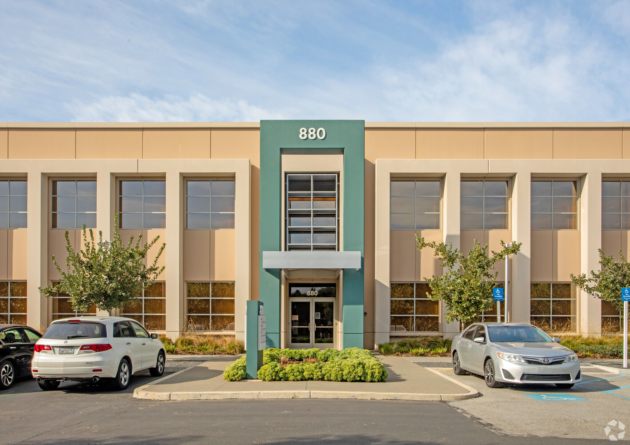 880 N McCarthy Blvd, Milpitas, CA for sale Primary Photo- Image 1 of 1