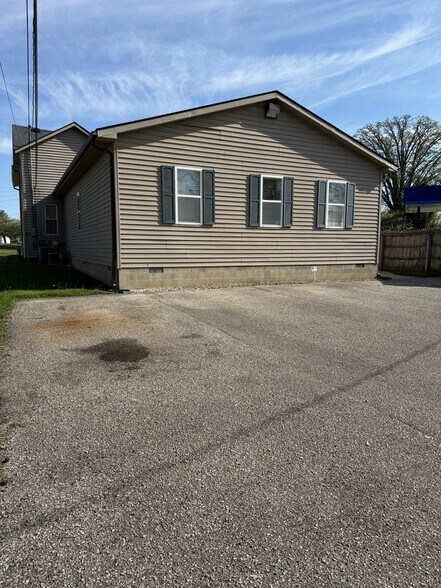 1915 Everett St, Lafayette, IN à vendre - Photo du bâtiment - Image 2 de 7