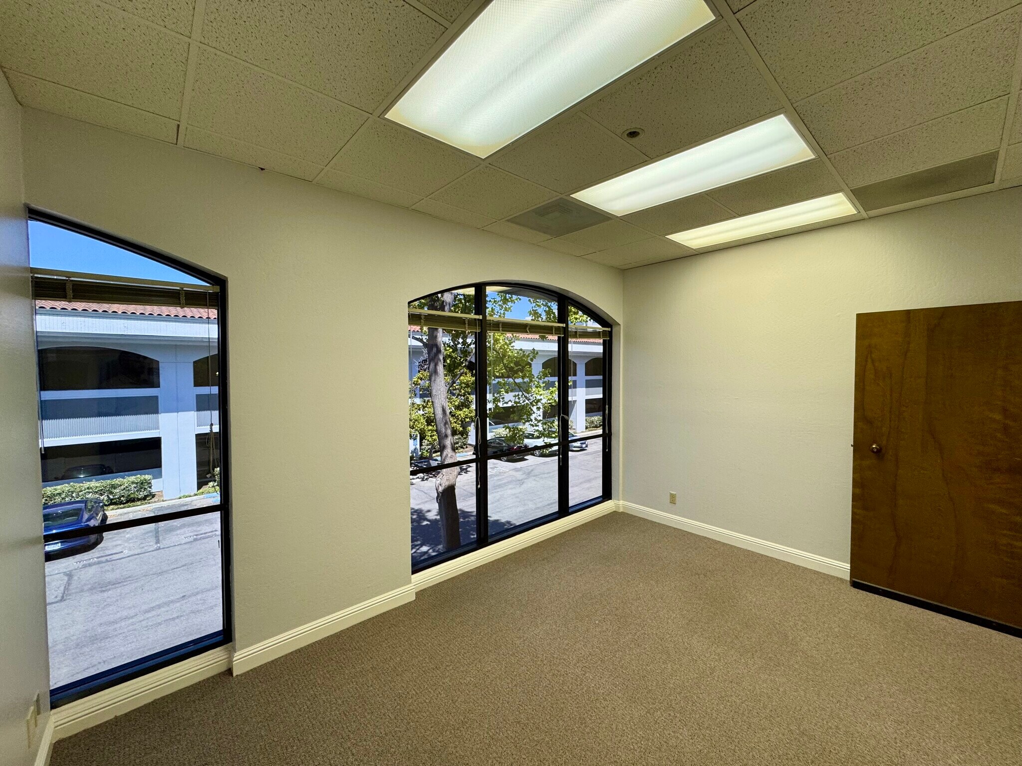4984 El Camino Real, Los Altos, CA for lease Interior Photo- Image 1 of 5