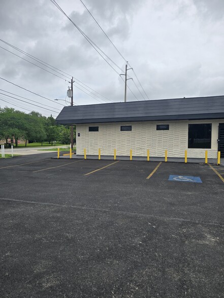 3619 Reed Rd, Houston, TX for lease - Primary Photo - Image 1 of 15