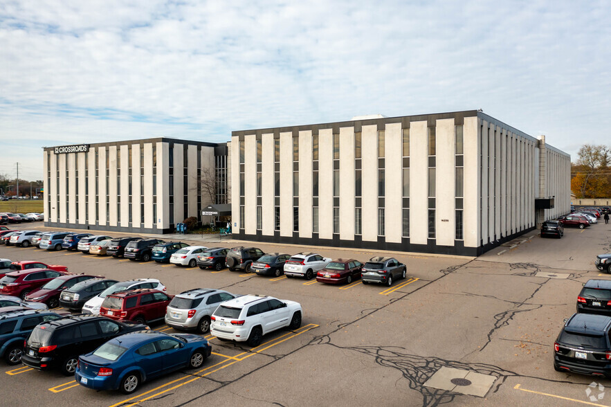 16250 Northland Dr, Southfield, MI for sale - Primary Photo - Image 1 of 1