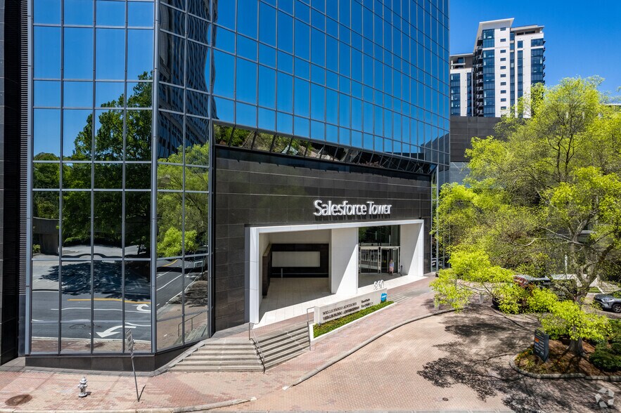 950 E Paces Ferry Rd NE, Atlanta, GA à louer - Photo du bâtiment - Image 3 de 38