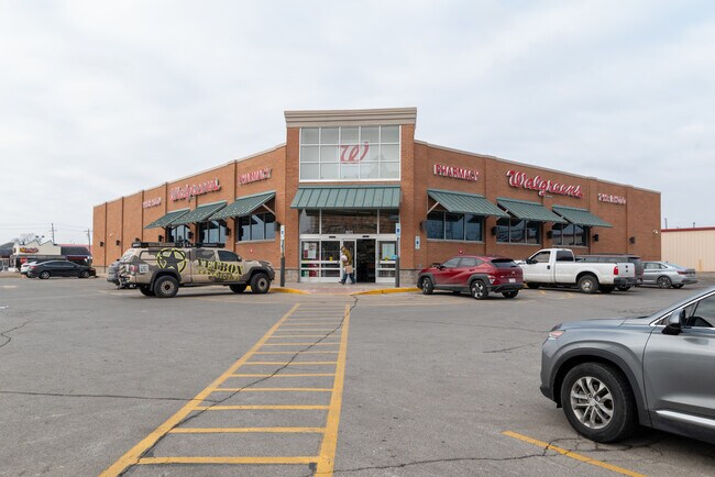 Plus de détails pour 601 W Will Rogers Blvd, Claremore, OK - Commerce de détail à vendre