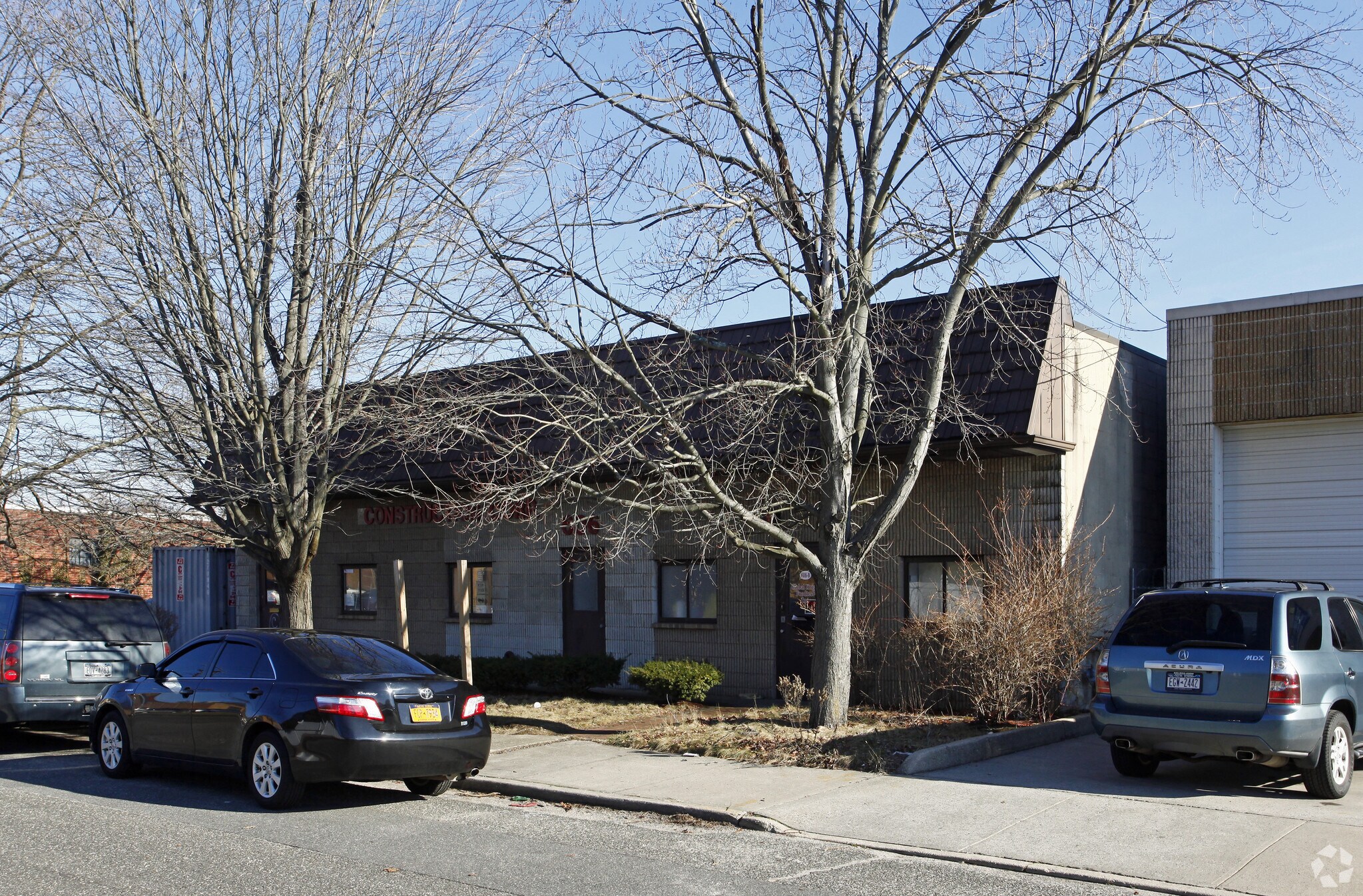 510 Manhattan Ave, West Babylon, NY à vendre Photo principale- Image 1 de 4