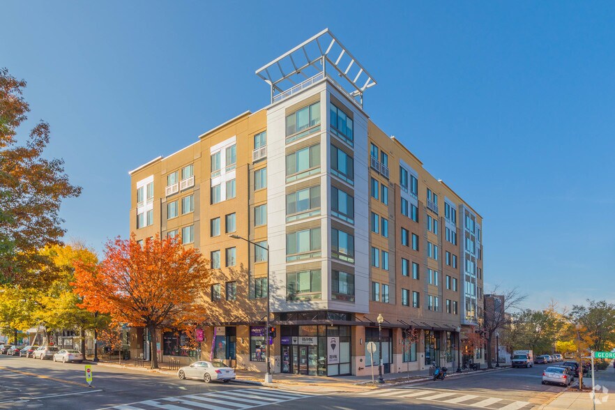 3232 Georgia Ave NW, Washington, DC à vendre - Photo du bâtiment - Image 3 de 23