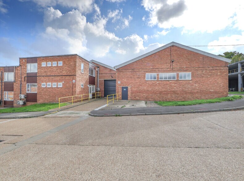 Mace Ln, Ashford à louer - Photo du bâtiment - Image 2 de 8