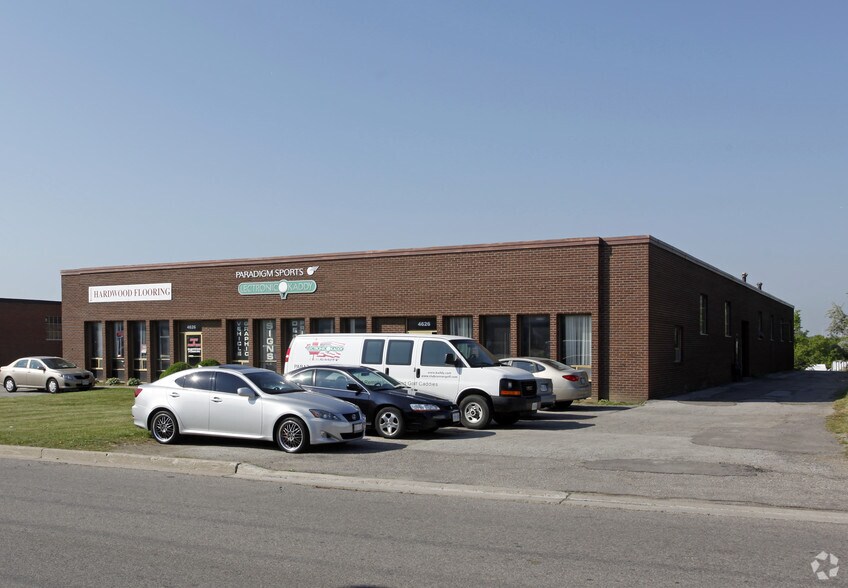 4626 Burgoyne St, Mississauga, ON à louer - Photo du bâtiment - Image 2 de 2