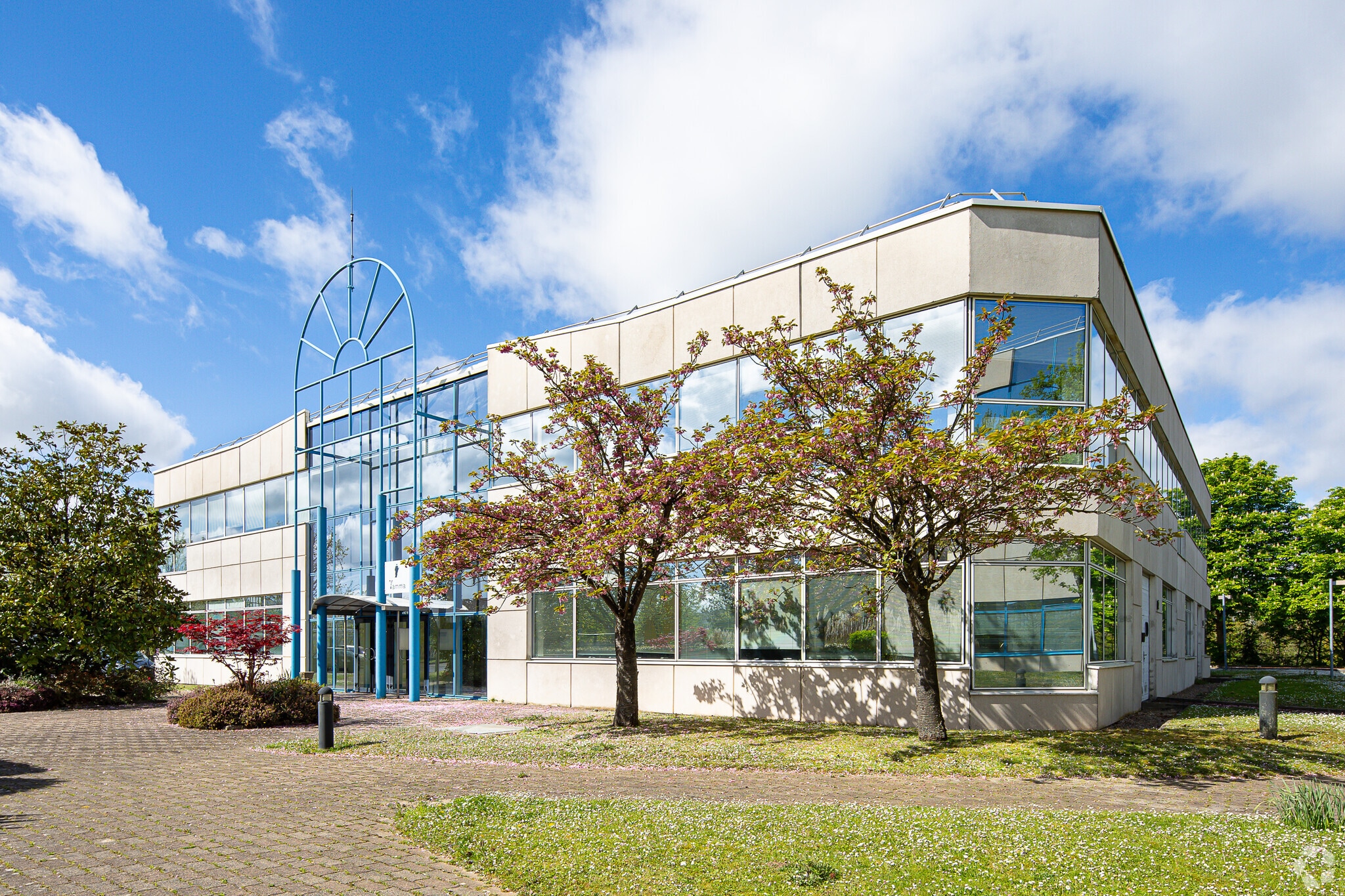 3 Avenue du Canada, Les Ulis à louer Photo principale- Image 1 de 3