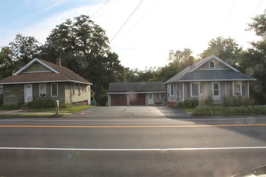 96 Quinnipiac Ave, North Haven, CT for sale - Building Photo - Image 2 of 2