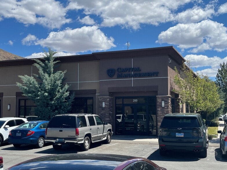 5365 Reno Corporate Dr, Reno, NV for lease - Primary Photo - Image 1 of 7