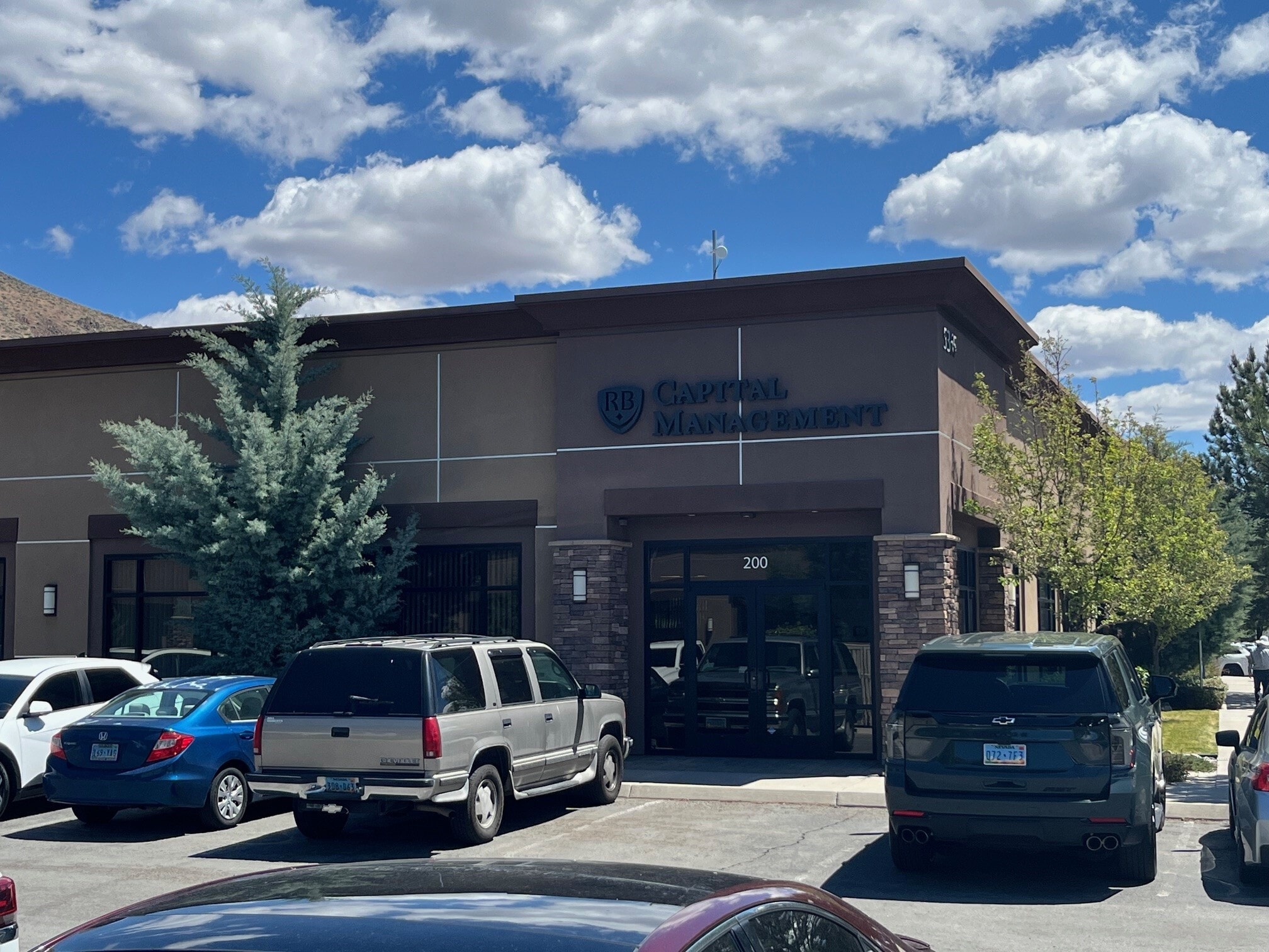5365 Reno Corporate Dr, Reno, NV for lease Primary Photo- Image 1 of 8