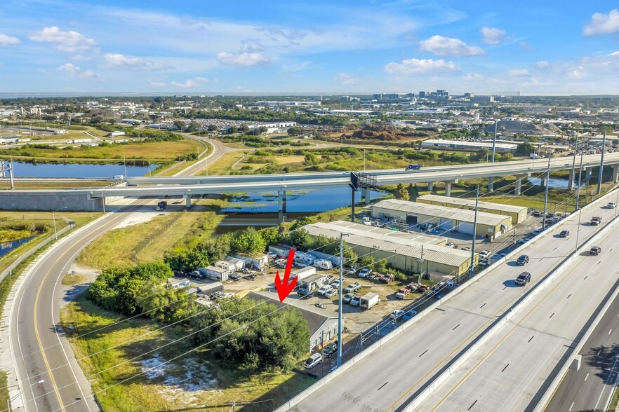 4245 118th Ave N, Clearwater, FL à vendre - Photo du bâtiment - Image 1 de 10