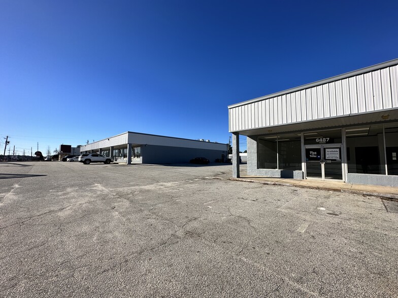 6487 Ga-85 Hwy, Riverdale, GA à louer - Photo du bâtiment - Image 1 de 8