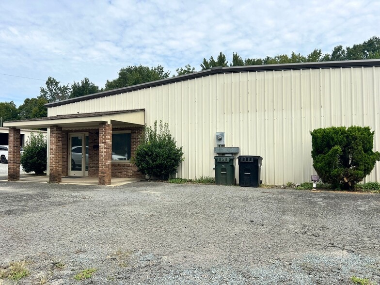 200 Pedro St, Monroe, NC for lease - Building Photo - Image 1 of 8