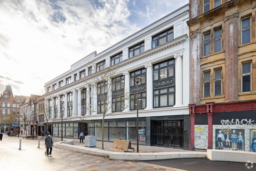 6-10 Carrington St, Nottingham for lease - Building Photo - Image 2 of 4