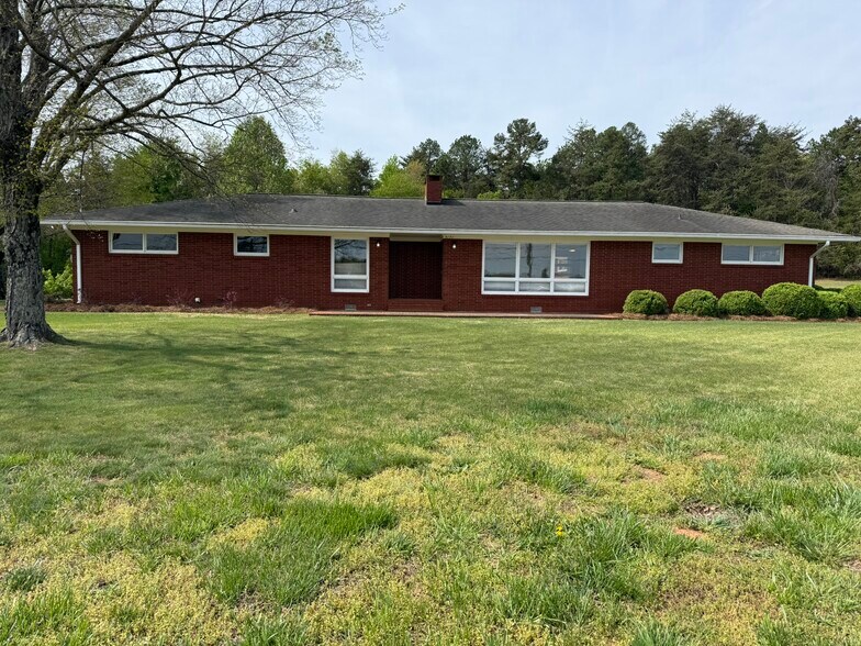 3171 N Nc-16 Hwy, Denver, NC à louer - Photo du bâtiment - Image 1 de 3