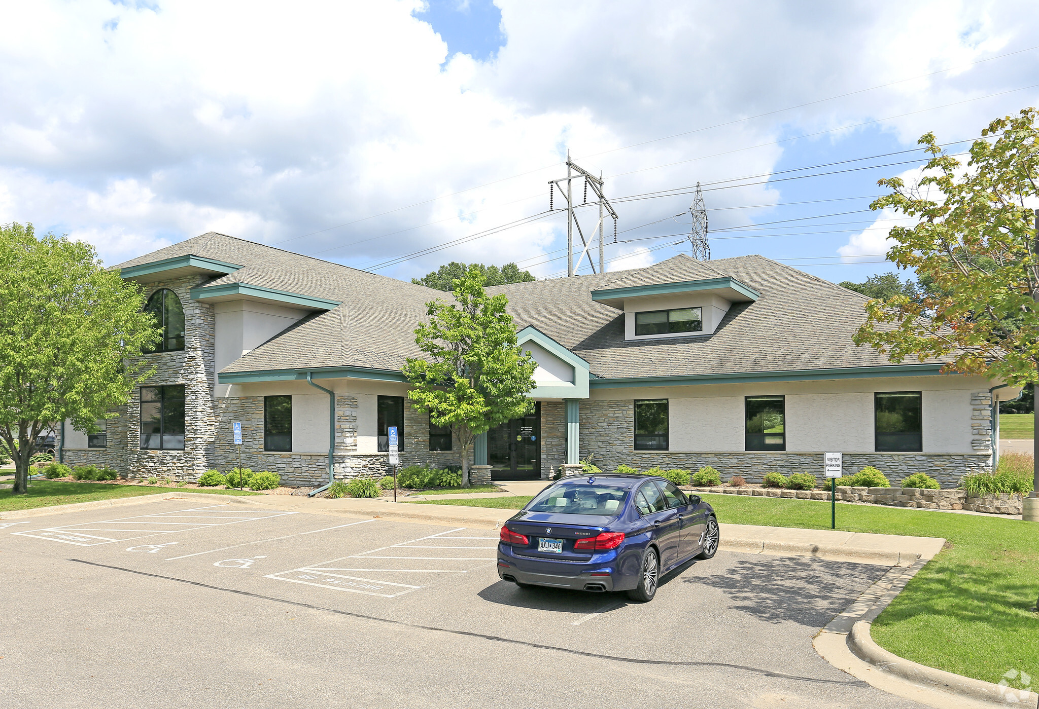 2145-2165 Woodlane Dr, Woodbury, MN for lease Primary Photo- Image 1 of 6